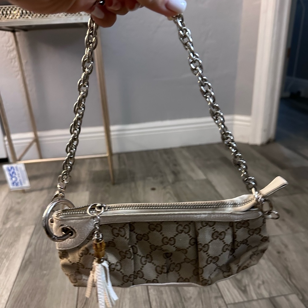 Gucci wristlet